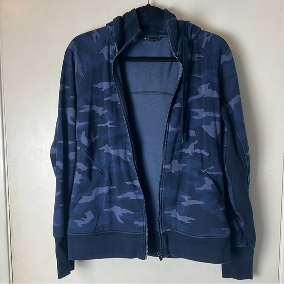 Athleta - Women’s Camo Full Zip Hoodie Jacket Blue Camo Thumbholes -‎ Sz. M - Picture 6 of 7